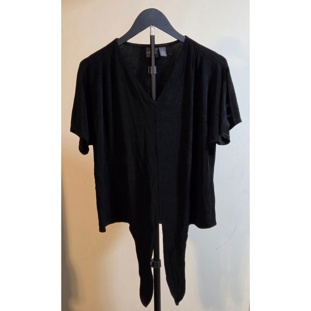 Travelers By Chico's V-Neck Tie Front Detail Blouse Women's Size 1 (M/8) Black